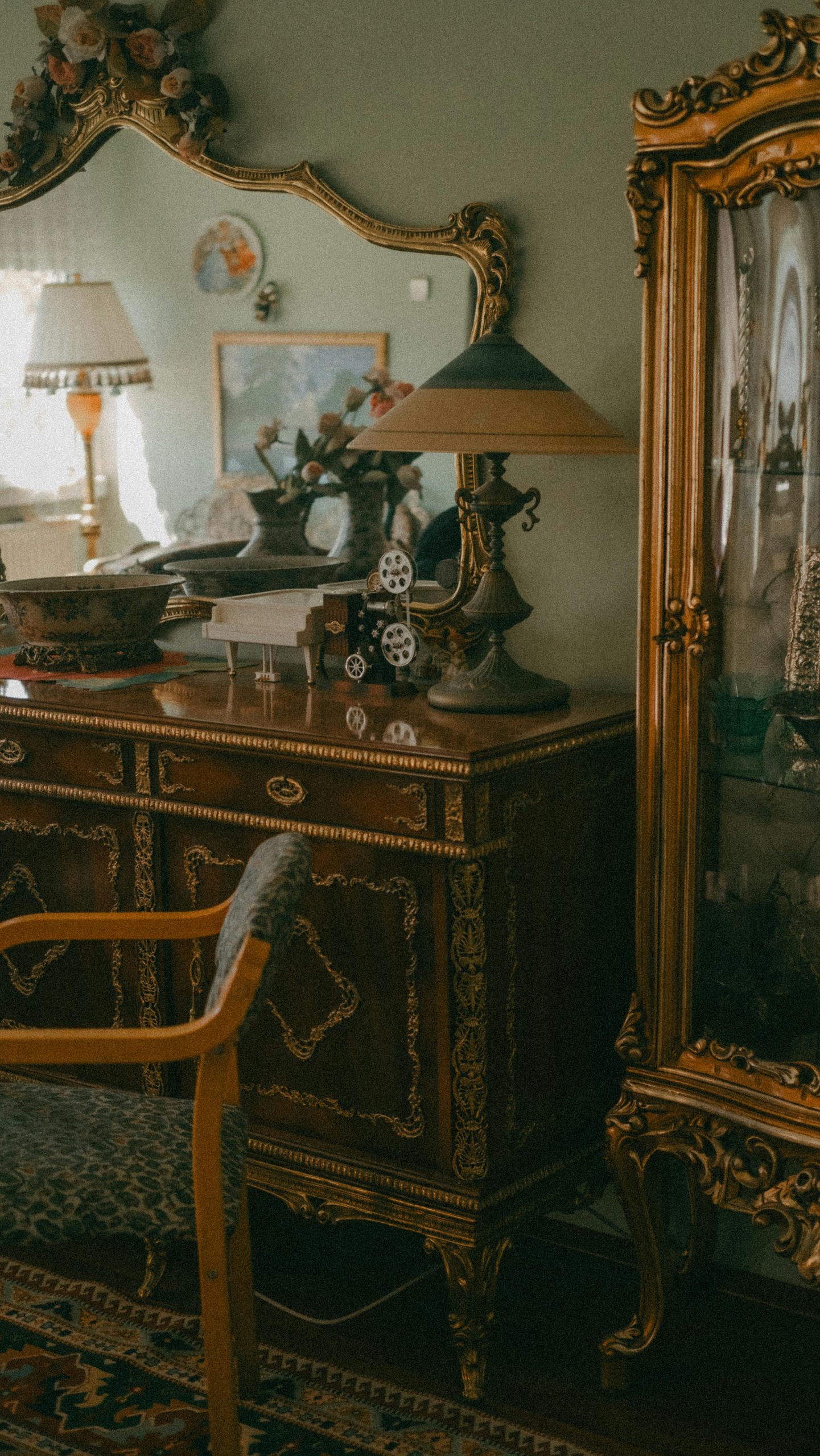 Meubles anciens issus d'une succession